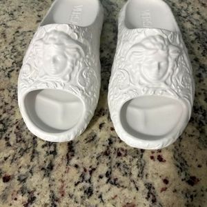 Molded Barocco Men Versace Pool Slide